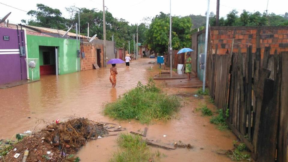 Parauapebas está sob dilúvio e há riscos anunciados de deslizamentos