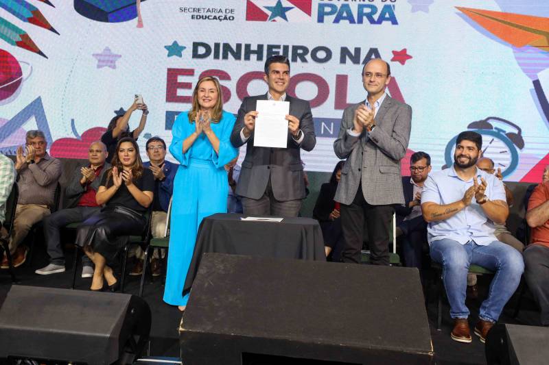 Estado anuncia maior programa de descentralização de recursos da Educação do Pará