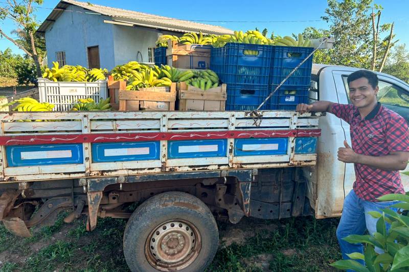 Pela primeira vez, agricultores de Canaã dos Carajás fornecem merenda para escolas públicas do município