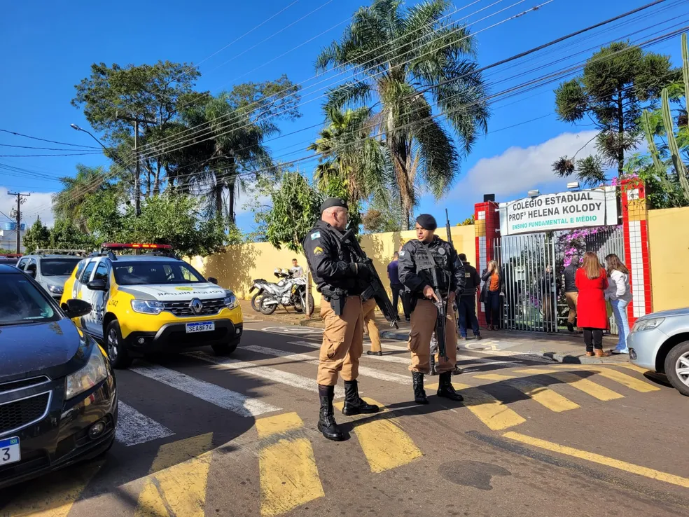 Homem que matou dois alunos em escola no Paraná é achado morto na prisão