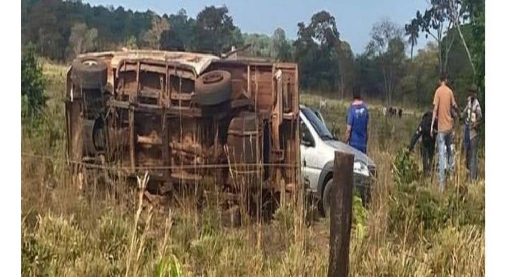 Acidentes graves envolvendo motocicletas e carro