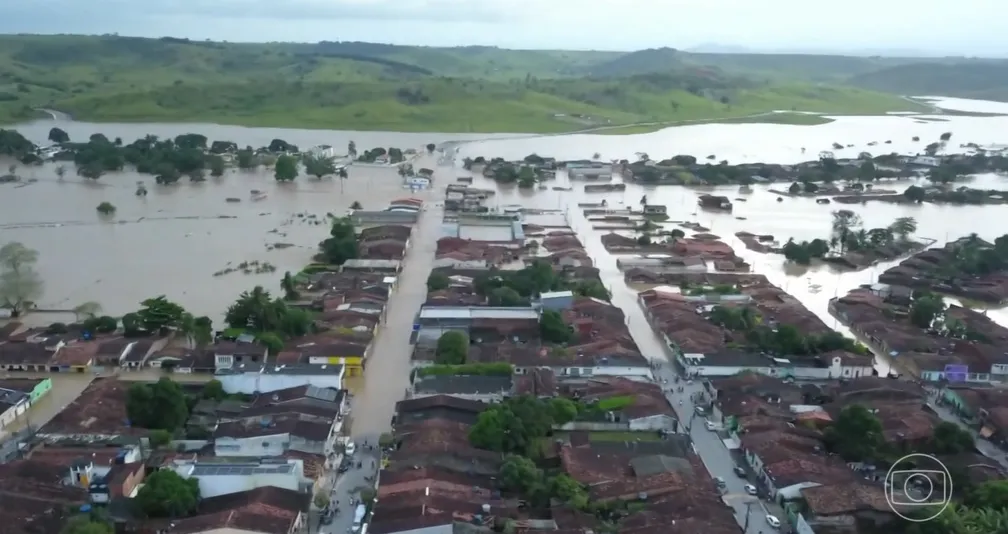 Barragens prometidas para evitar inundações não saem do papel na região Nordeste
