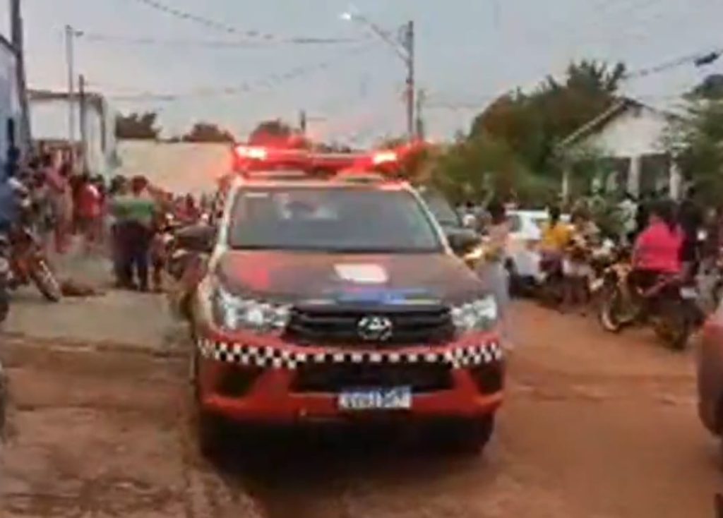 Crianças são atingidas por raios em campo de futebol em Santana do Araguaia
