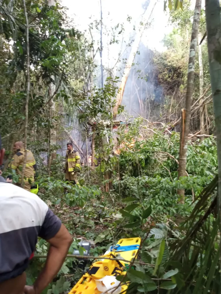 Queda de avião mata 12 pessoas em Rio Branco, no Acre