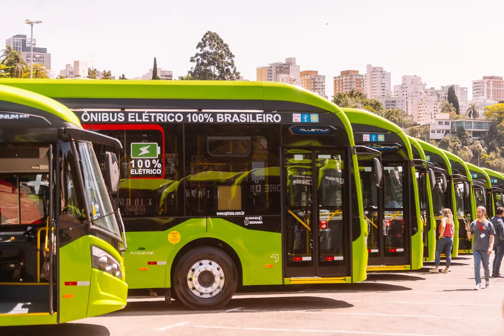 R$ 368,7 milhões para compra de 265 ônibus com ar-condicionado em Belém