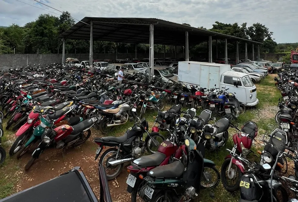 Mais de 400 veículos apreendidos pela PRF no Tocantins serão leiloados