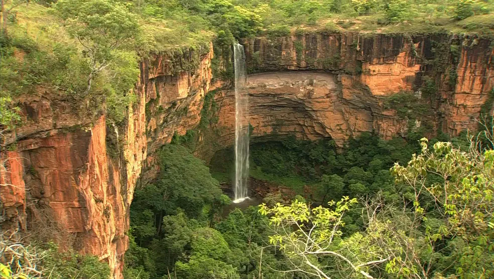Justiça suspende processo de concessão do Parque Nacional de Chapada dos Guimarães em MT