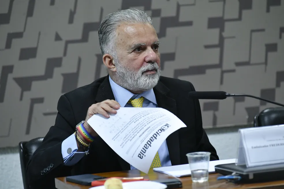 Lula chama de volta embaixador em Israel após ser declarado ‘persona non grata’