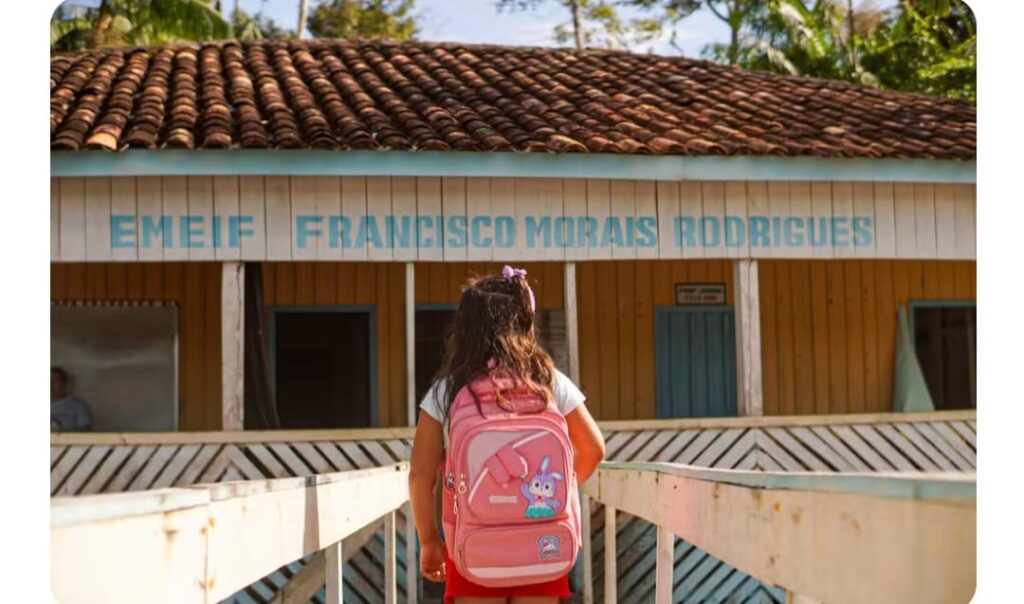 No Marajó, quase 15 mil estudantes frequentam escolas sem água nem banheiro, aponta pesquisa