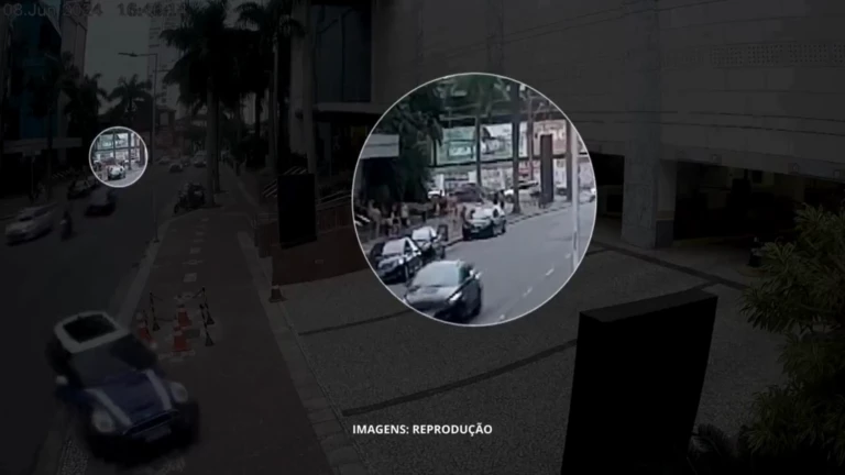 Câmera gravou suspeito de matar idoso agredindo-o com voadora