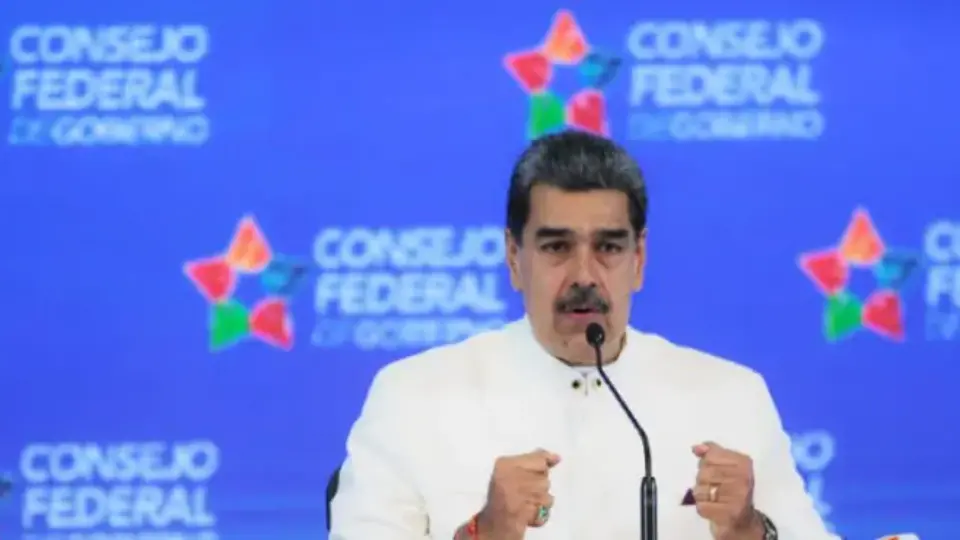 Maduro expulsa embaixadores de Argentina e mais 6 países que contestaram eleição