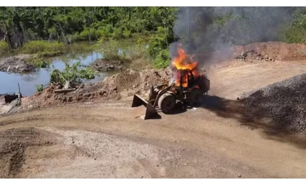 PF desativa garimpo de manganês na Terra Indígena Kayapó no sul do Pará