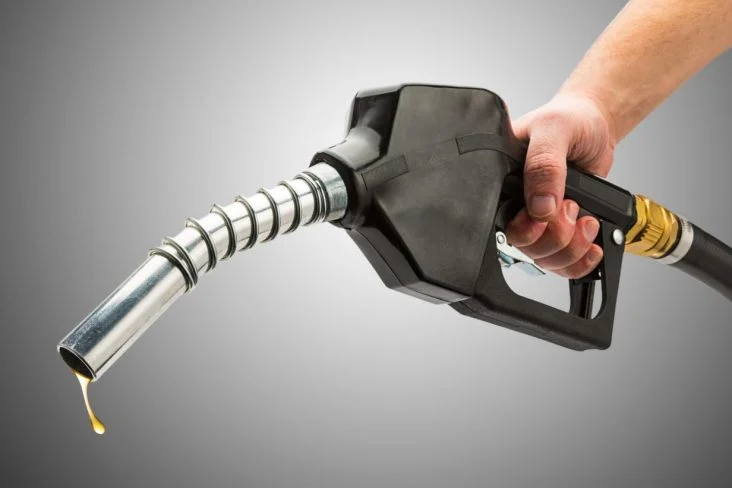 Mesmo com reajuste da gasolina, Petrobras tem preços 10% abaixo do mercado mundial