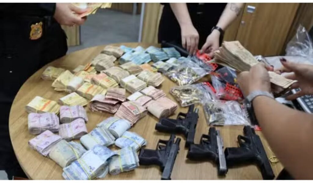 Suspeitos de vender ouro ilegal são presos pela PF
