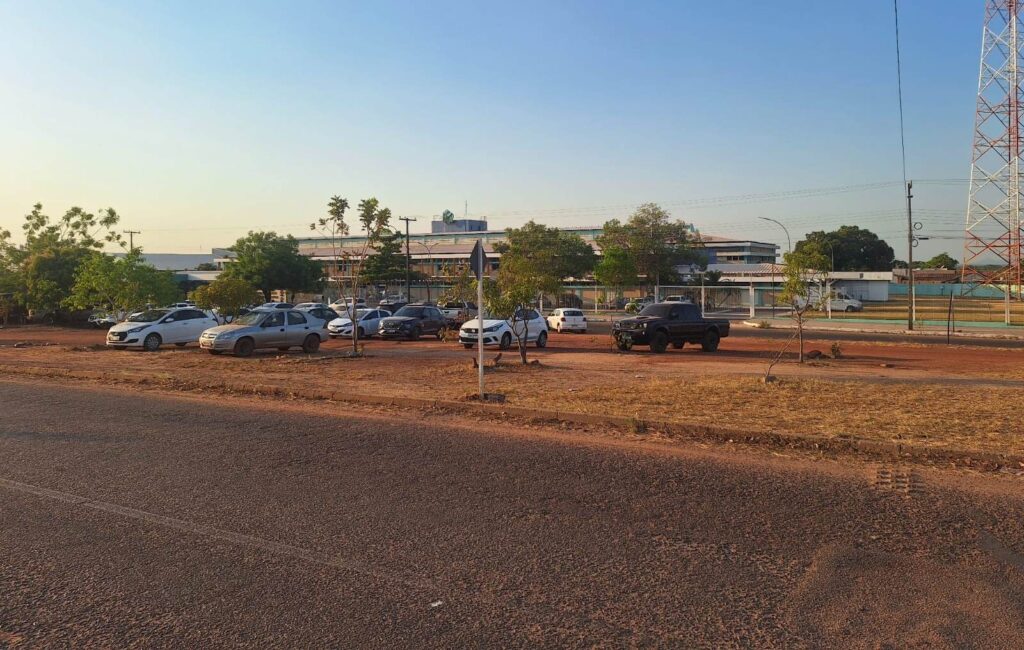 Hospital Regional de Redenção vai ganhar estacionamento amplo