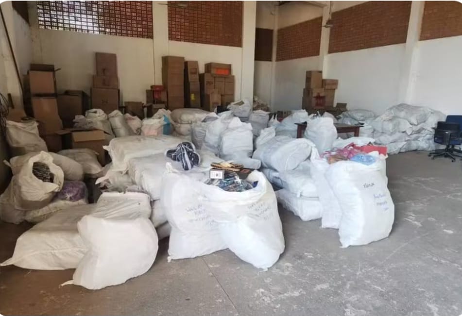 Mais de 600 bolsas e 14 mil pares de sapatos falsificados são apreendidos no Pará