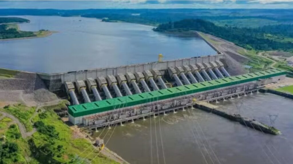 Com seca severa no rio Xingu, usina de Belo Monte opera com 2 das 18 turbinas