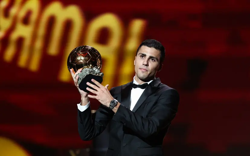 Meia Rodri, do Manchester City ganha Bola de Ouro