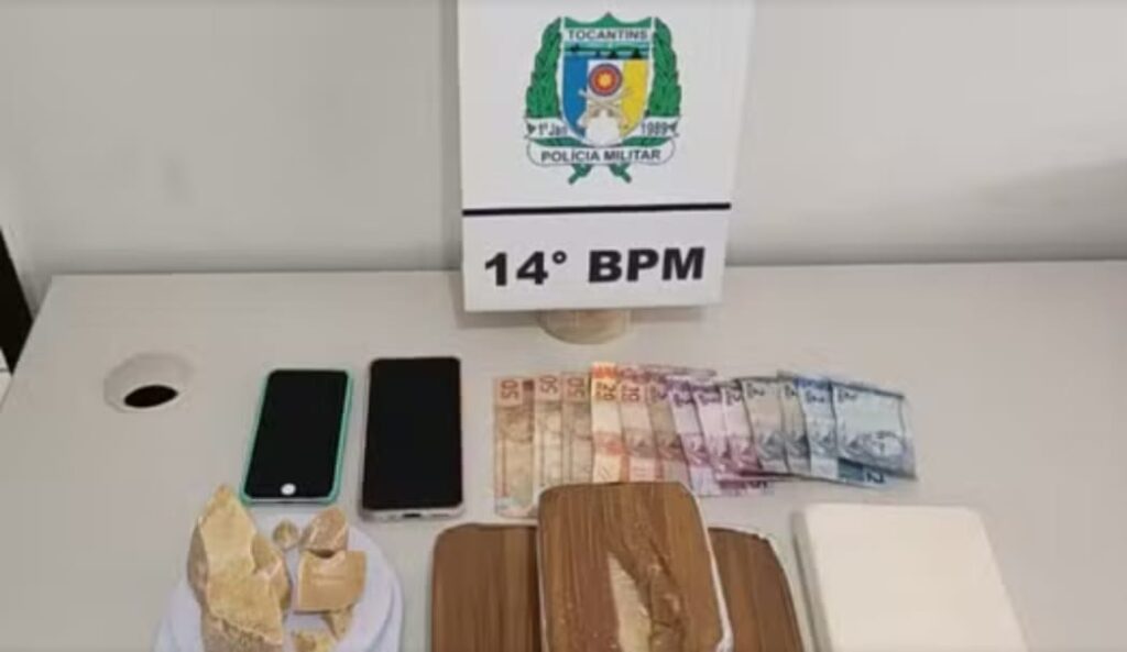 Casal é preso após ser flagrado com tabletes de crack e cocaína em Colinas