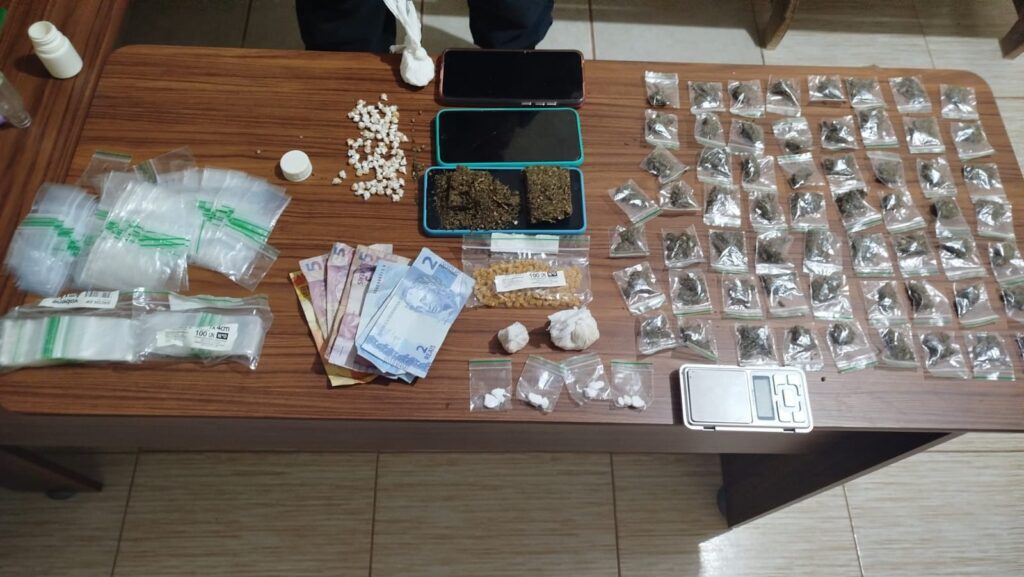 PM desarticula venda de drogas em Santana do Araguaia