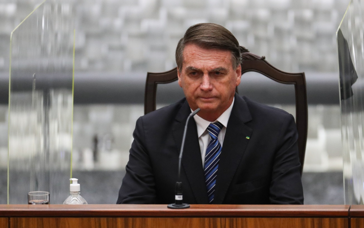 Indiciamento de Bolsonaro recebe amplo apoio nas redes sociais, aponta levantamento