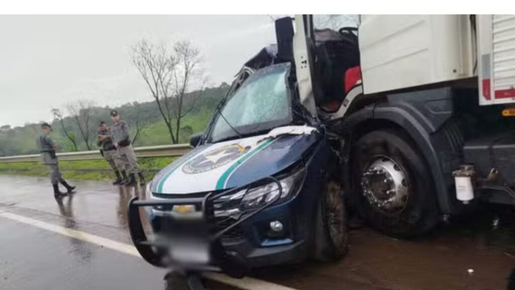 Três servidores da Receita Federal morrem em acidente em rodovia de Goiás
