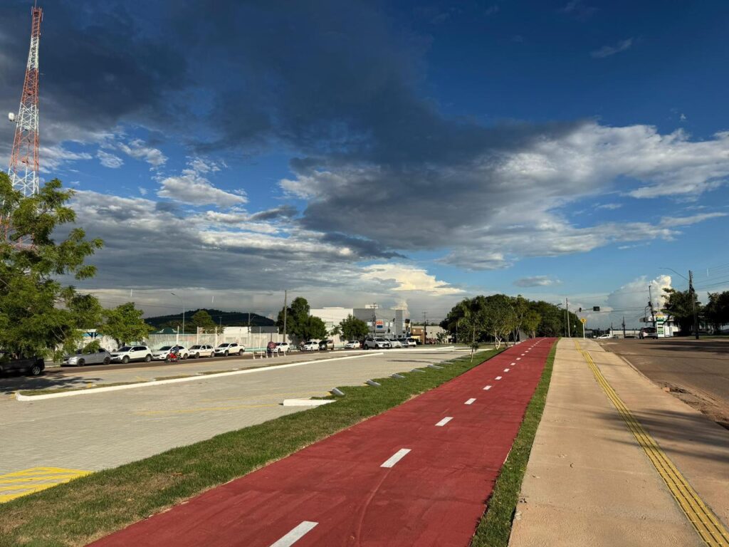 Inaugurado estacionamento em frente ao Hospital Regional de Redenção