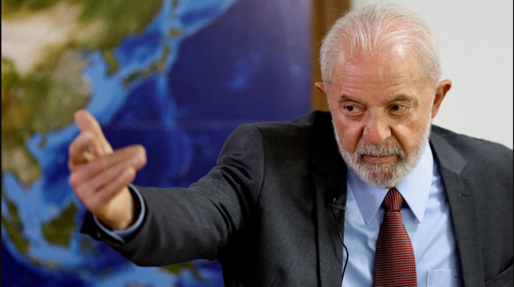 Lula Passa por Cirurgia de Emergência um Mês Após Liberação Médica
