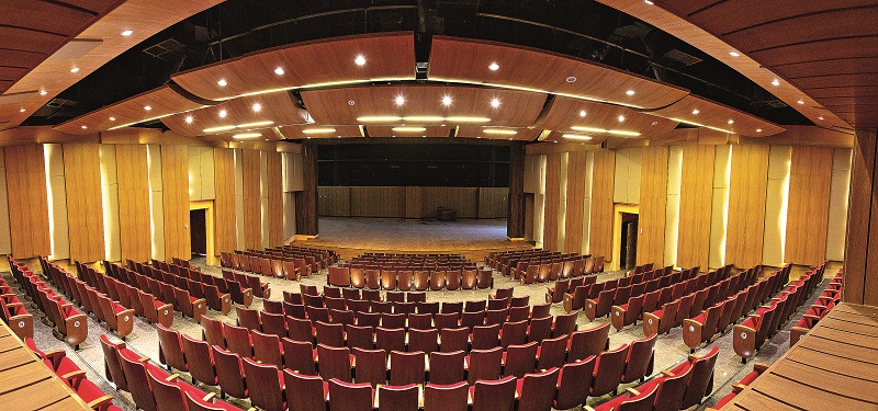 Marabá inaugura teatro para 400 pessoas