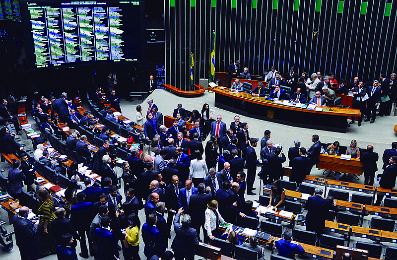 Câmara envia argumentos ao STF e diz que cumpriu regras atuais ao destinar emendas de comissão