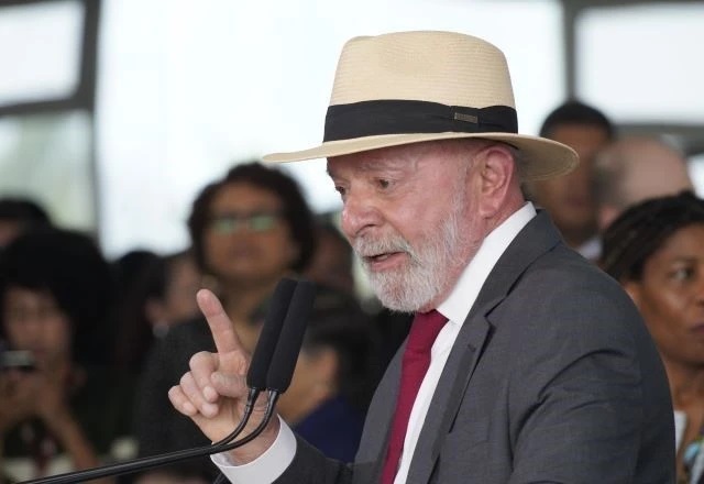 Desaprovação de Lula atinge 49,8%, a maior do mandato, aponta pesquisa AtlasIntel