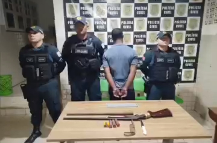 Homem é preso debaixo da cama suspeito ameaçar filhos e a ex-companheira em Ourilândia do Norte
