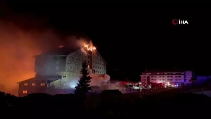 Incêndio em hotel de estação de esqui mata 66 pessoas na Turquia