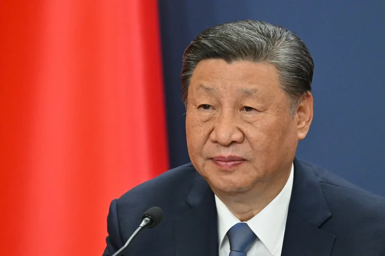 China lança retaliação contra Trump com tarifas sobre soja e milho