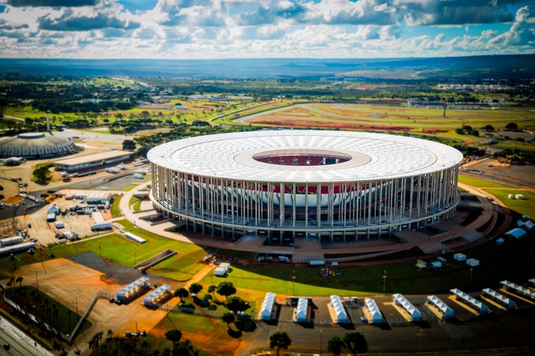 Eliminatórias: Brasil enfrenta Colômbia no Mané Garrincha