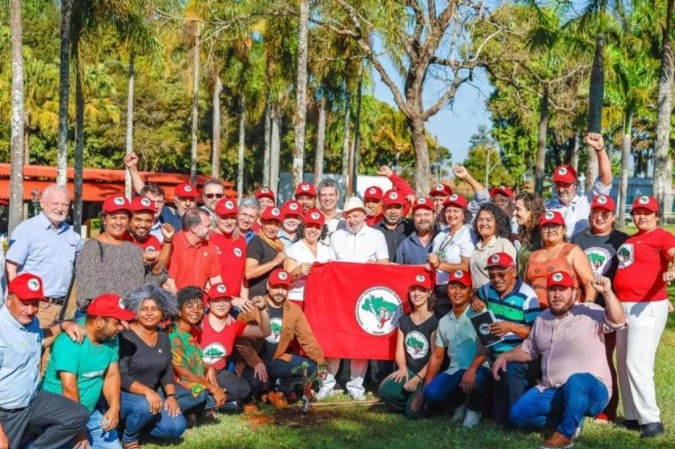 Lula fará primeira visita do mandato a um assentamento do MST