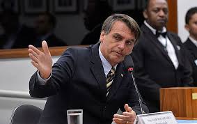 O ministro Cristiano Zanin marcou para o dia 25 de março o julgamento da denúncia sobre Bolsonaro e aliados por tentativa de golpe de Estado.