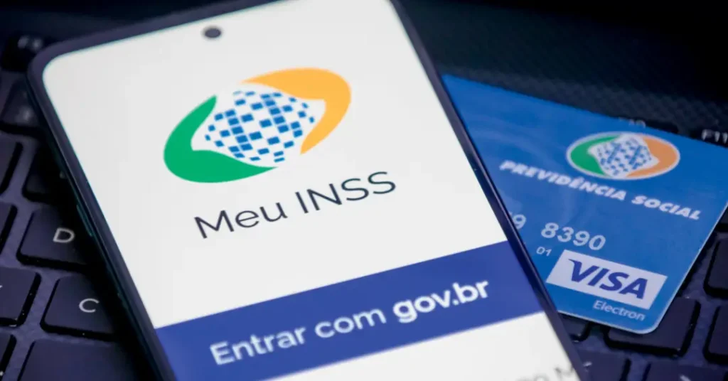 Fraude no INSS: governo afirma que vai devolver dinheiro, mas não diz quando
