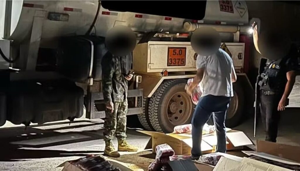 Exército e PRF apreendem mais de 10 mil kg de explosivo irregular na BR-070 em MT