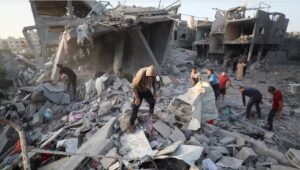 Israel intensifica bombardeios e deixa 70 mortos em Gaza