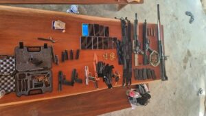 Quadrilha de roubo a carro-forte é presa com explosivos e fuzis no sul do Pará