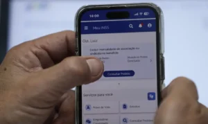 INSS vai notificar aposentados vítimas de descontos a partir desta terça
