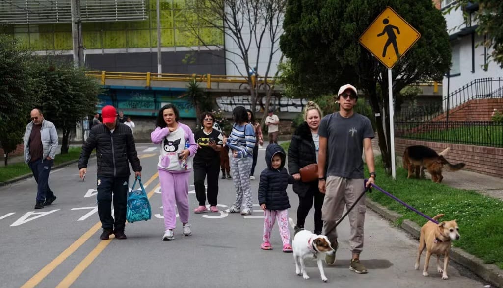 Terremoto de magnitude 6,5 atinge Bogotá, na Colômbia