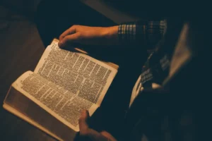 Brasil tem menor parcela de católicos da história; 1 em cada 4 brasileiros é evangélico