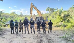 Operação destrói garimpo ilegal responsável por contaminar rios com mercúrio em Floresta Nacional de Carajás