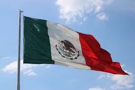 Trump anuncia tarifa de 30% sobre importações México e da União Europeia