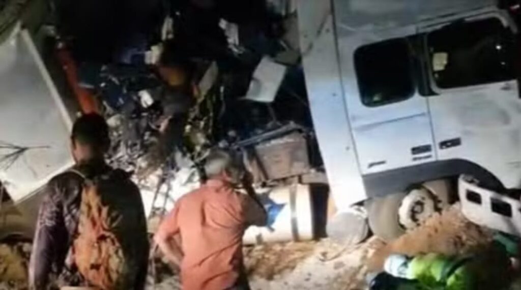 Acidente entre ônibus e carreta deixa 11 mortos e mais de 40 feridos em Mato Grosso