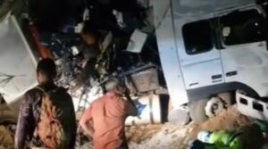 Acidente entre ônibus e carreta deixa 11 mortos e mais de 40 feridos em Mato Grosso