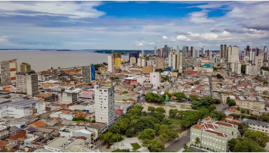 Plataforma com 27 mil leitos diz que não pode interferir nos preços das hospedagens
