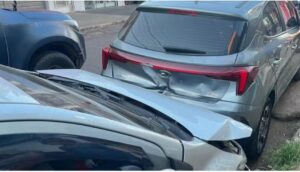 Motorista embriagado atinge cinco motos e um carro em Parauapebas